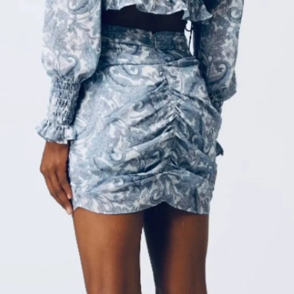 NEW REVOLVE For Love and Lemons Paisley Floral Ruched Mini Skirt Gray Pink XL